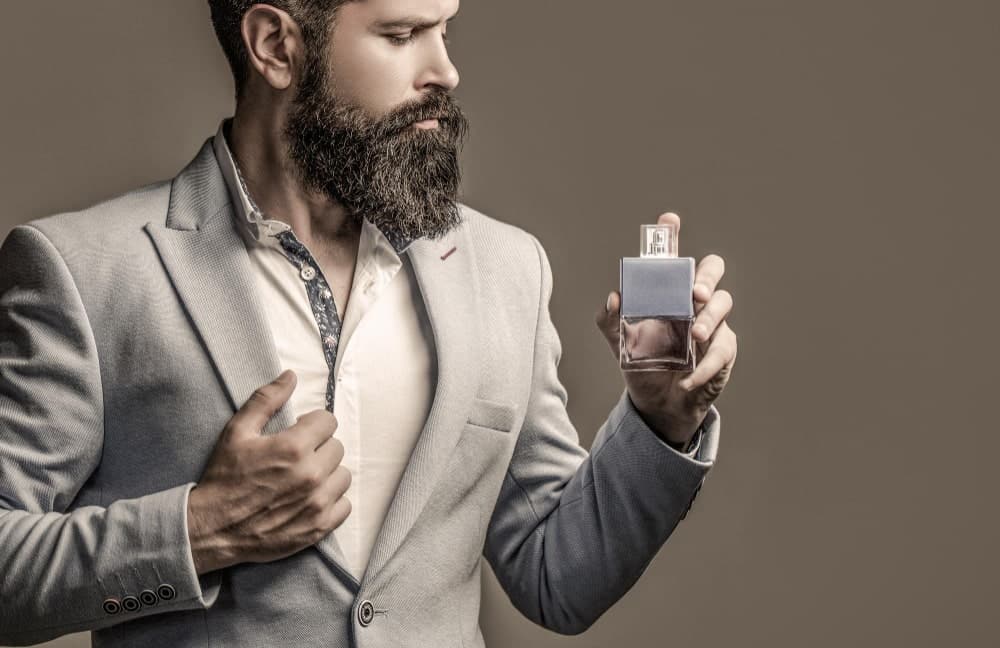 perfumes masculinos más vendidos y deseados en Colombia