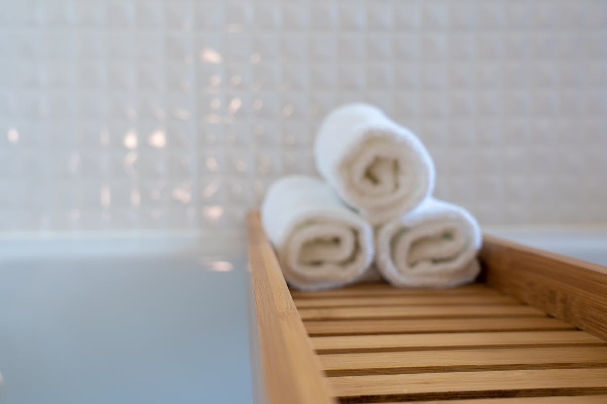 Imagen de Tipos de toallas de baño y qué cambia entre unas y otras