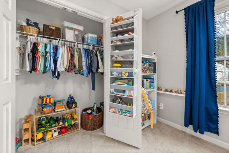 Cómo organizar y optimizar tu clóset: tips, accesorios y consejos