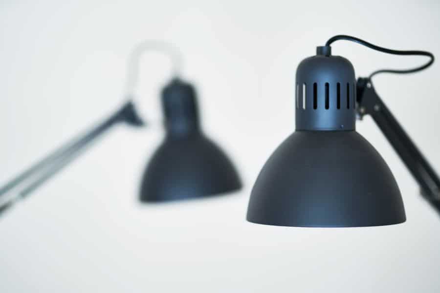 lamparas escritorio minimalistas iluminacion 1 Lámparas de escritorio minimalistas para iluminación adecuada